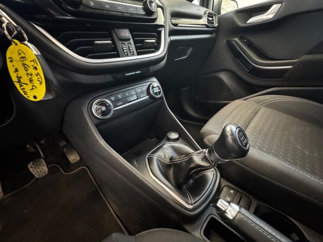 FORD Fiesta usata, con ESP
