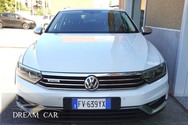 VOLKSWAGEN Passat Alltrack usata, con Cerchi in lega