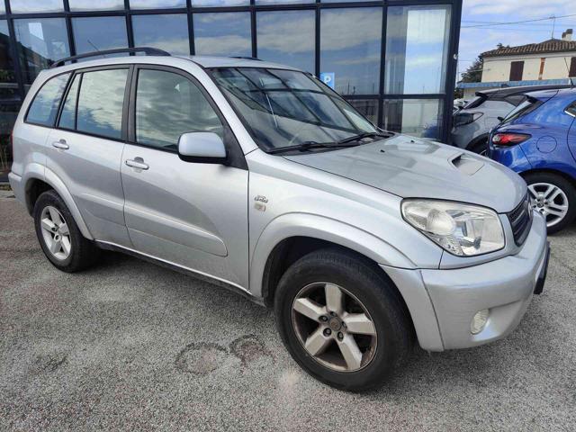 TOYOTA RAV 4 usata, con Airbag