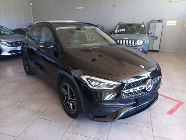 MERCEDES-BENZ GLA 200 usata, con Airbag laterali