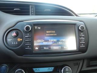TOYOTA Yaris usata, con MP3