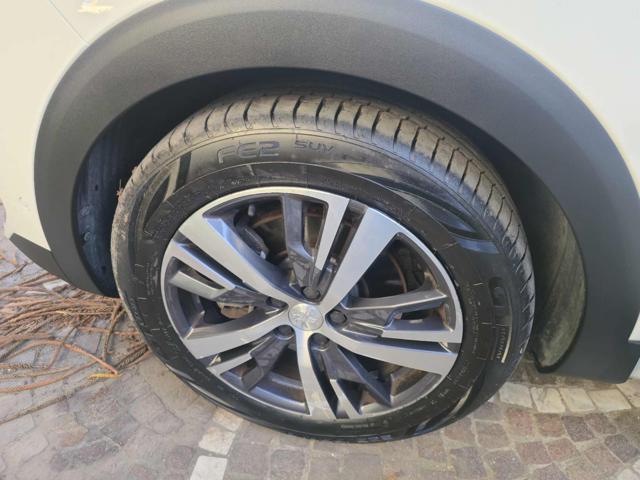 PEUGEOT 3008 usata, con Sistema di navigazione