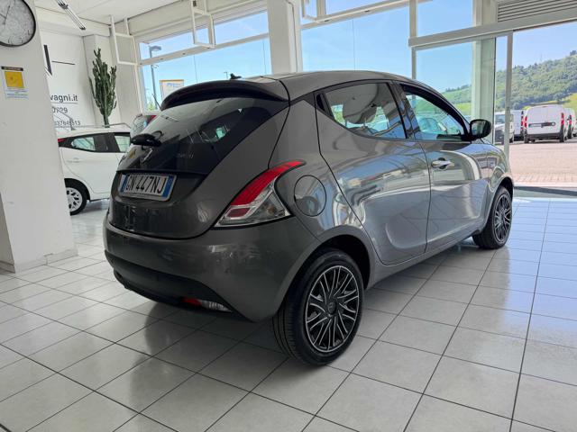 LANCIA Ypsilon usata, con Controllo trazione