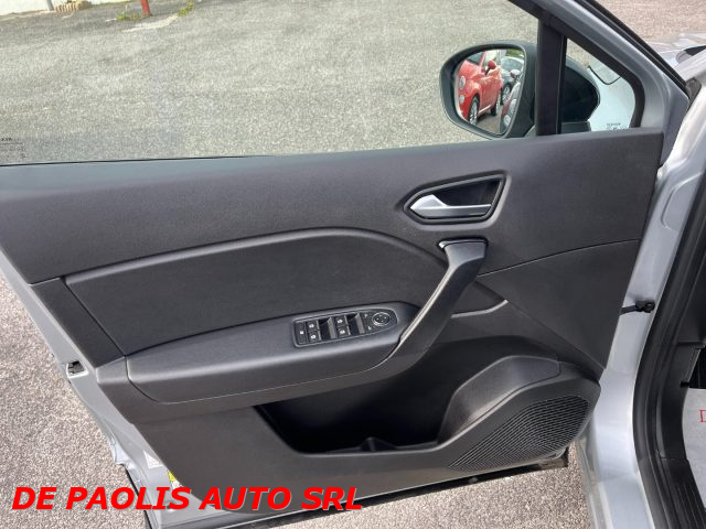 RENAULT Captur usata, con Alzacristalli elettrici