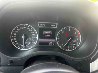 MERCEDES-BENZ B 180 usata, con Chiusura centralizzata