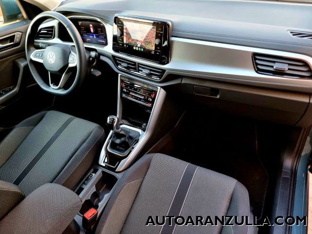 VOLKSWAGEN T-Roc usata, con Controllo automatico clima
