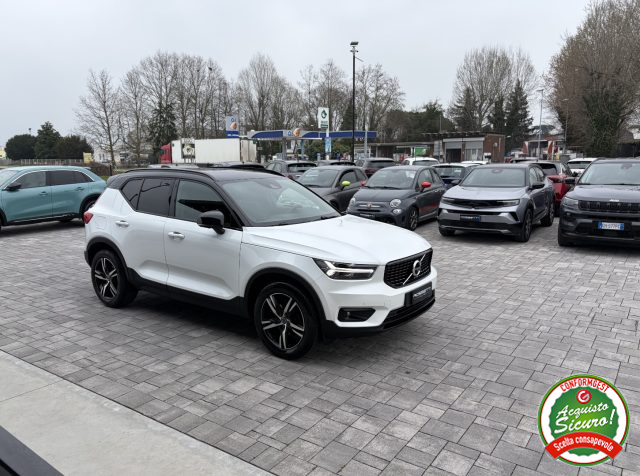 VOLVO XC40 usata, con Autoradio