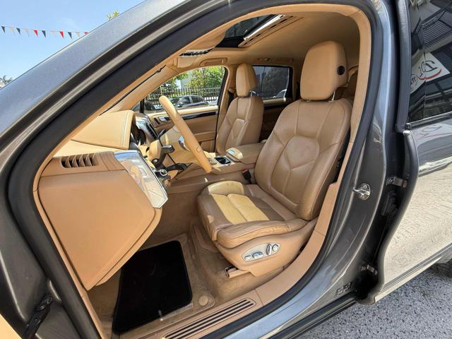 PORSCHE Cayenne usata, con Isofix
