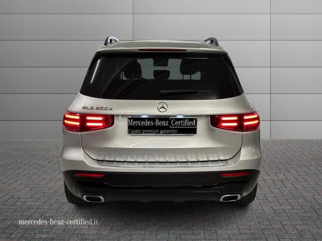 MERCEDES-BENZ GLB 200 usata, con Alzacristalli elettrici