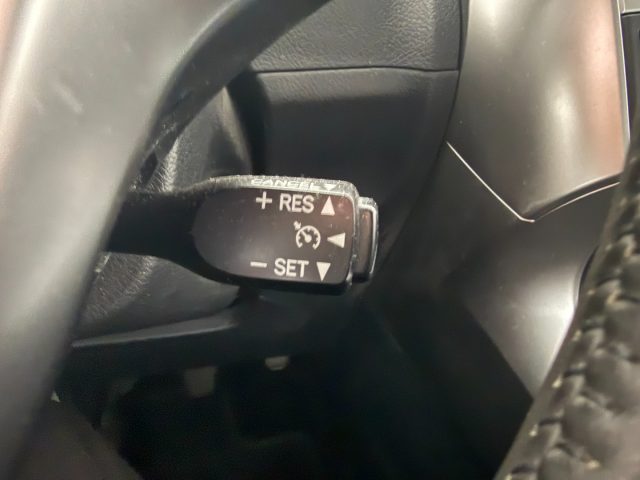 TOYOTA Verso usata 13
