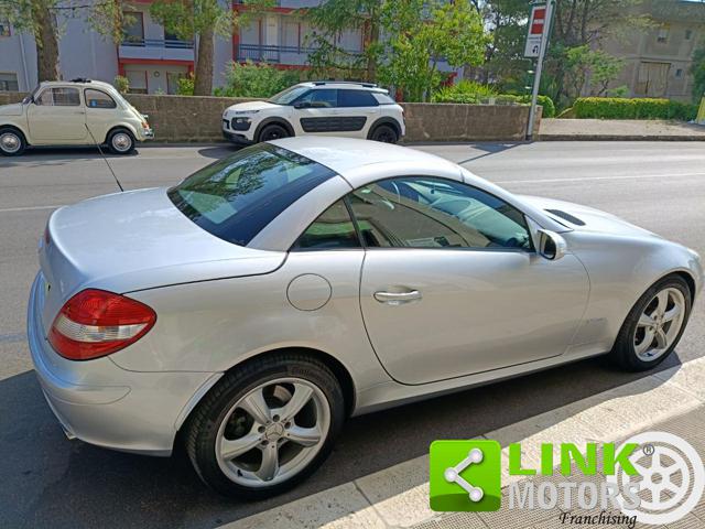 MERCEDES-BENZ SLK 200 usata, con Pneumatici estivi