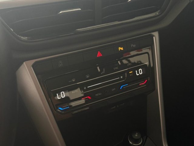 VOLKSWAGEN T-Roc usata, con Fari LED