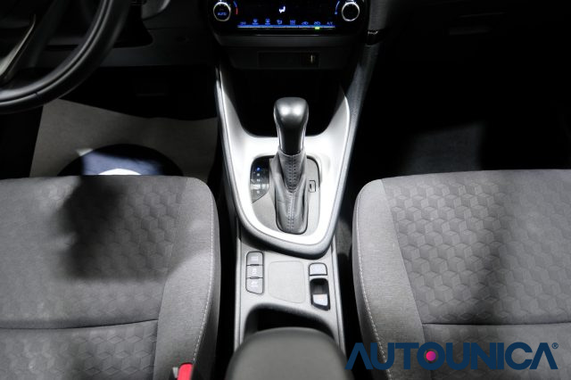 TOYOTA Yaris usata, con Riconoscimento dei segnali stradali