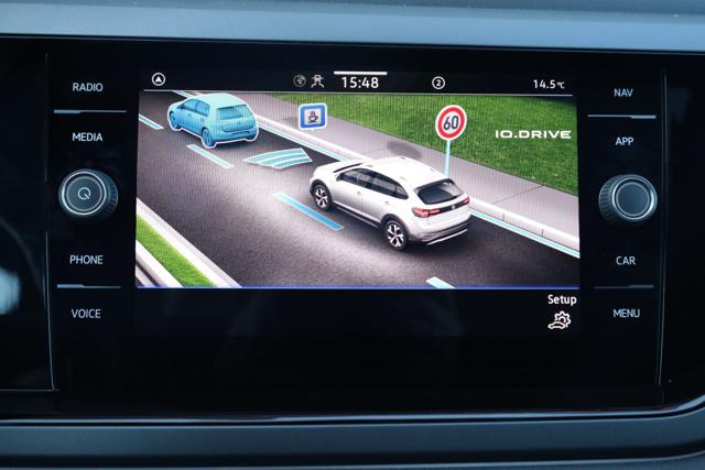 VOLKSWAGEN Taigo usata, con Controllo automatico clima