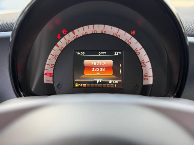 SMART ForTwo usata, con Volante multifunzione