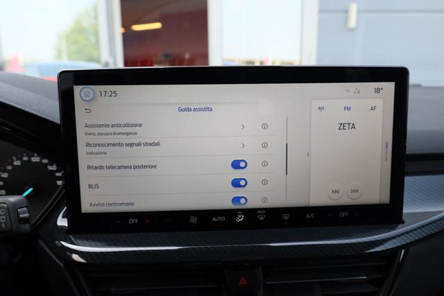 FORD Focus usata, con Telecamera per parcheggio assistito