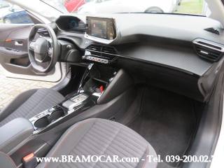 PEUGEOT 208 usata, con MP3