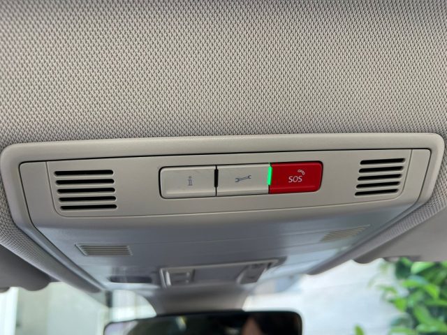 VOLKSWAGEN T-Cross usata 23
