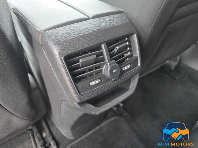 PEUGEOT 3008 usata, con Volante in pelle