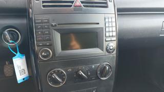 MERCEDES-BENZ A 160 usata, con Chiusura centralizzata