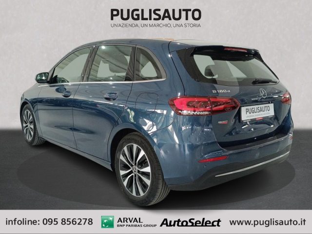 MERCEDES-BENZ B 180 usata, con Cerchi in lega