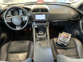 JAGUAR F-Pace usata, con Fari Xenon