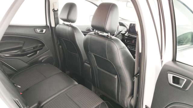 FORD EcoSport usata, con Luci diurne LED