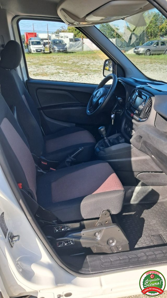 FIAT Doblo usata, con Alzacristalli elettrici