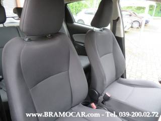 TOYOTA Yaris usata, con Isofix