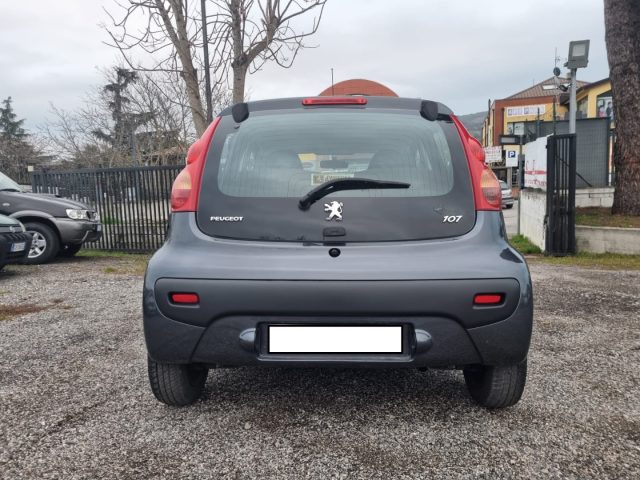 PEUGEOT 107 usata, con Alzacristalli elettrici
