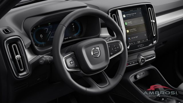 VOLVO XC40 usata 14