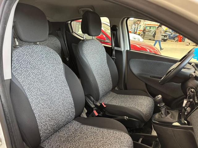 LANCIA Ypsilon usata 15