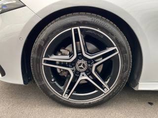 MERCEDES-BENZ A 200 usata, con Climatizzatore