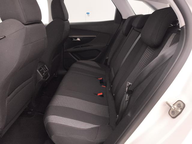 PEUGEOT 3008 usata, con Sedile posteriore sdoppiato