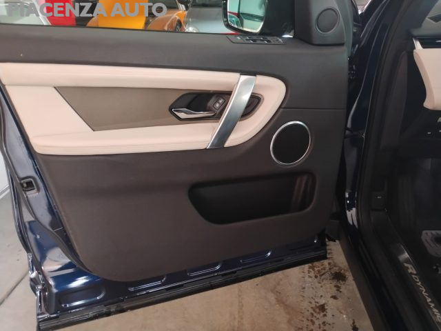 LAND ROVER Discovery Sport usata, con Servosterzo