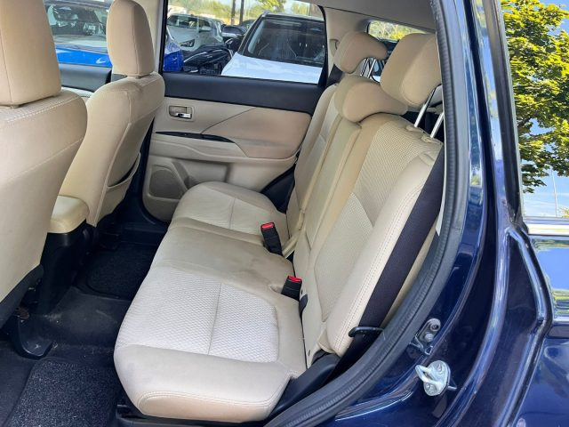 MITSUBISHI Outlander usata, con Climatizzatore