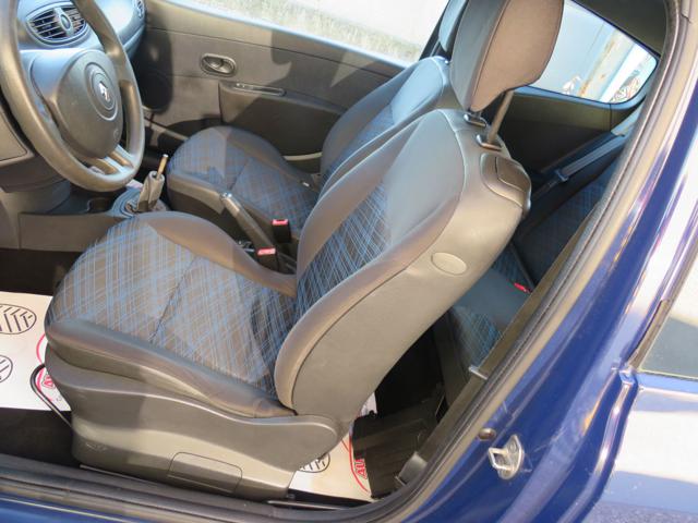 RENAULT Clio usata, con Bluetooth