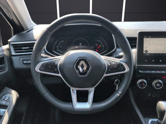 RENAULT Clio usata, con Touch screen
