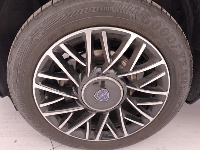 LANCIA Ypsilon usata, con Chiusura centralizzata