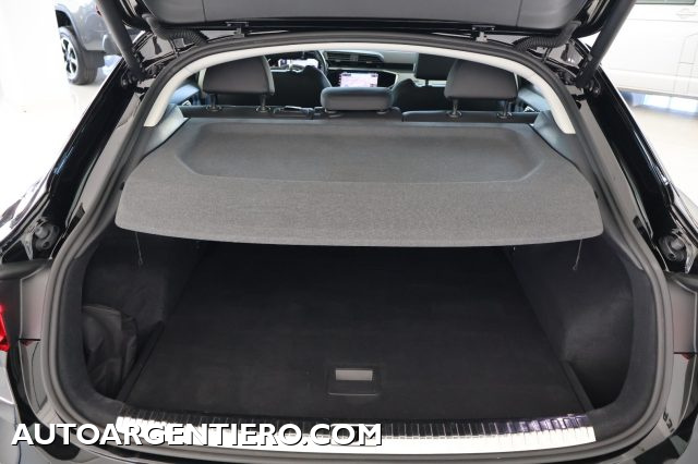 AUDI Q3 usata, con Sensori di parcheggio anteriori