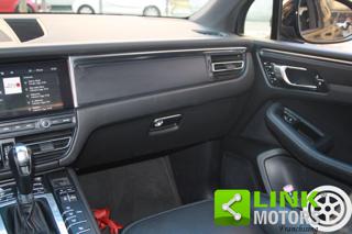 PORSCHE Macan usata, con Luce d