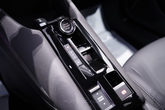 ALFA ROMEO Junior usata, con Controllo elettronico della corsia