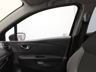 RENAULT Captur usata, con Park Distance Control