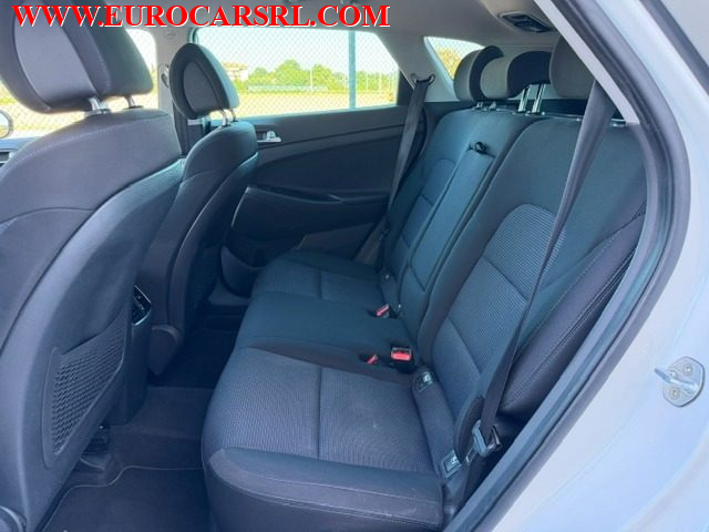 HYUNDAI Tucson usata, con Airbag testa