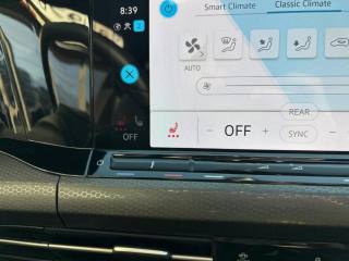 VOLKSWAGEN Golf usata, con Sistema di navigazione
