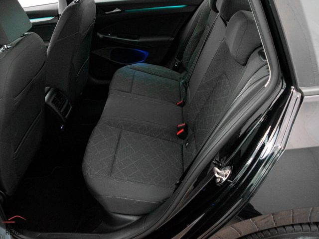 VOLKSWAGEN Golf usata, con Controllo automatico clima