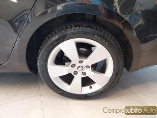 SKODA Octavia usata, con Airbag testa
