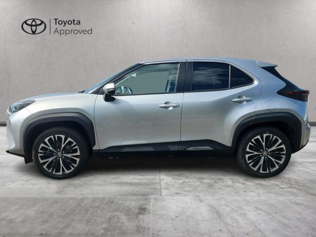 TOYOTA Yaris Cross usata, con Autoradio