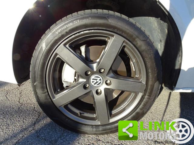 VOLKSWAGEN Multivan usata, con Porta scorrevole