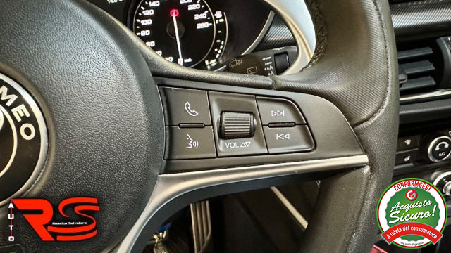 ALFA ROMEO Stelvio usata, con Luci diurne LED